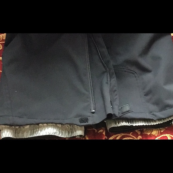 KARBON SILVER INSULATED SKI PANTS SIZE S ( SMALL ). - Picture 9 of 9